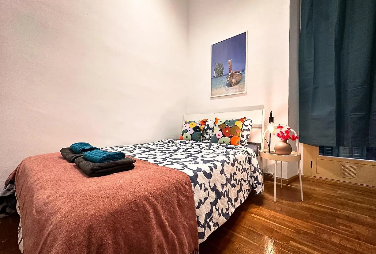 Bcn Private Rooms - Plaza Catalunya F location